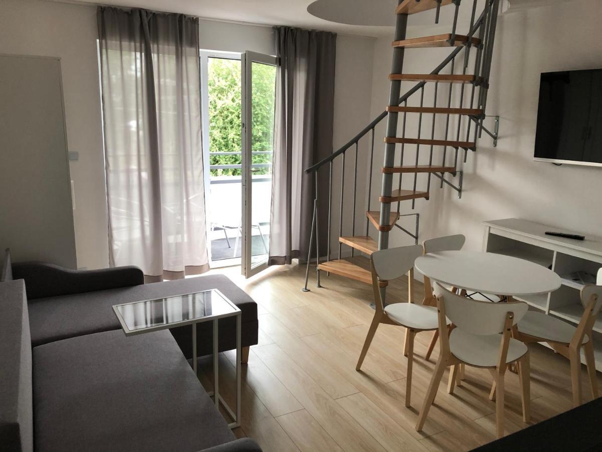 Apartamenty "Naletniej" Przy Morzu วาเซ ภายนอก รูปภาพ