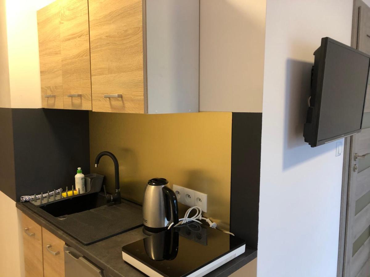 Apartamenty "Naletniej" Przy Morzu วาเซ ภายนอก รูปภาพ