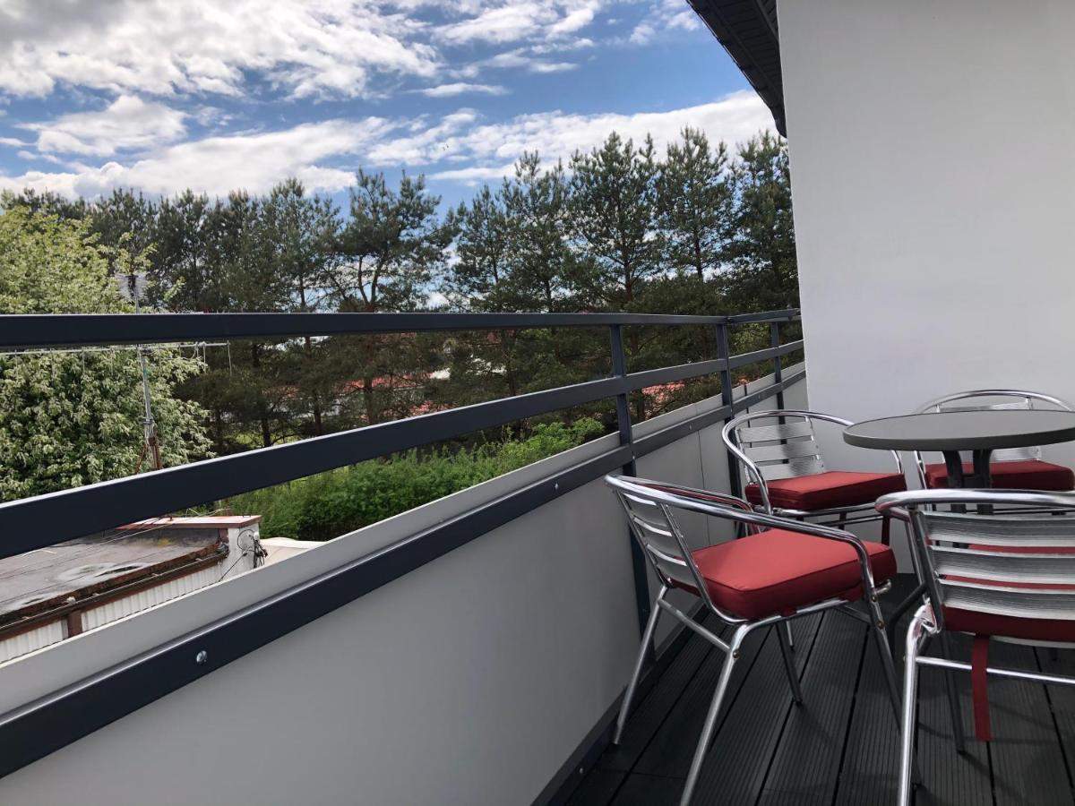 Apartamenty "Naletniej" Przy Morzu วาเซ ภายนอก รูปภาพ