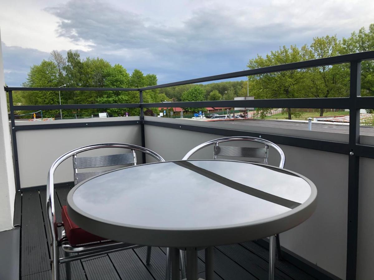 Apartamenty "Naletniej" Przy Morzu วาเซ ภายนอก รูปภาพ